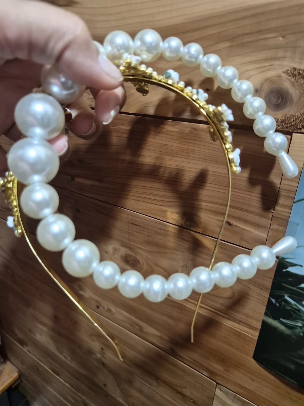 Glam Girl Fashion Gold & White Pearl Flower Headband